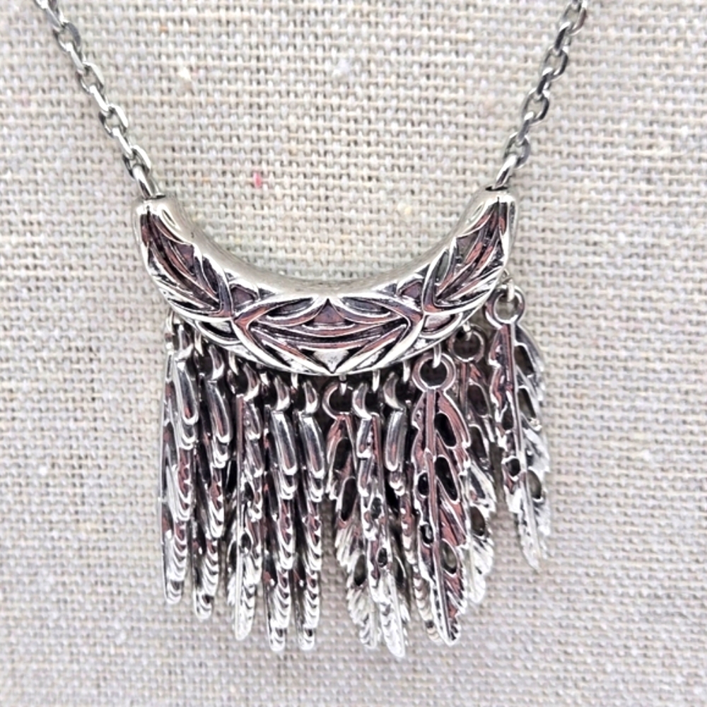 LIA SOPHIA Silver Tone Necklace Dangling Feathers  Adjustable Length
